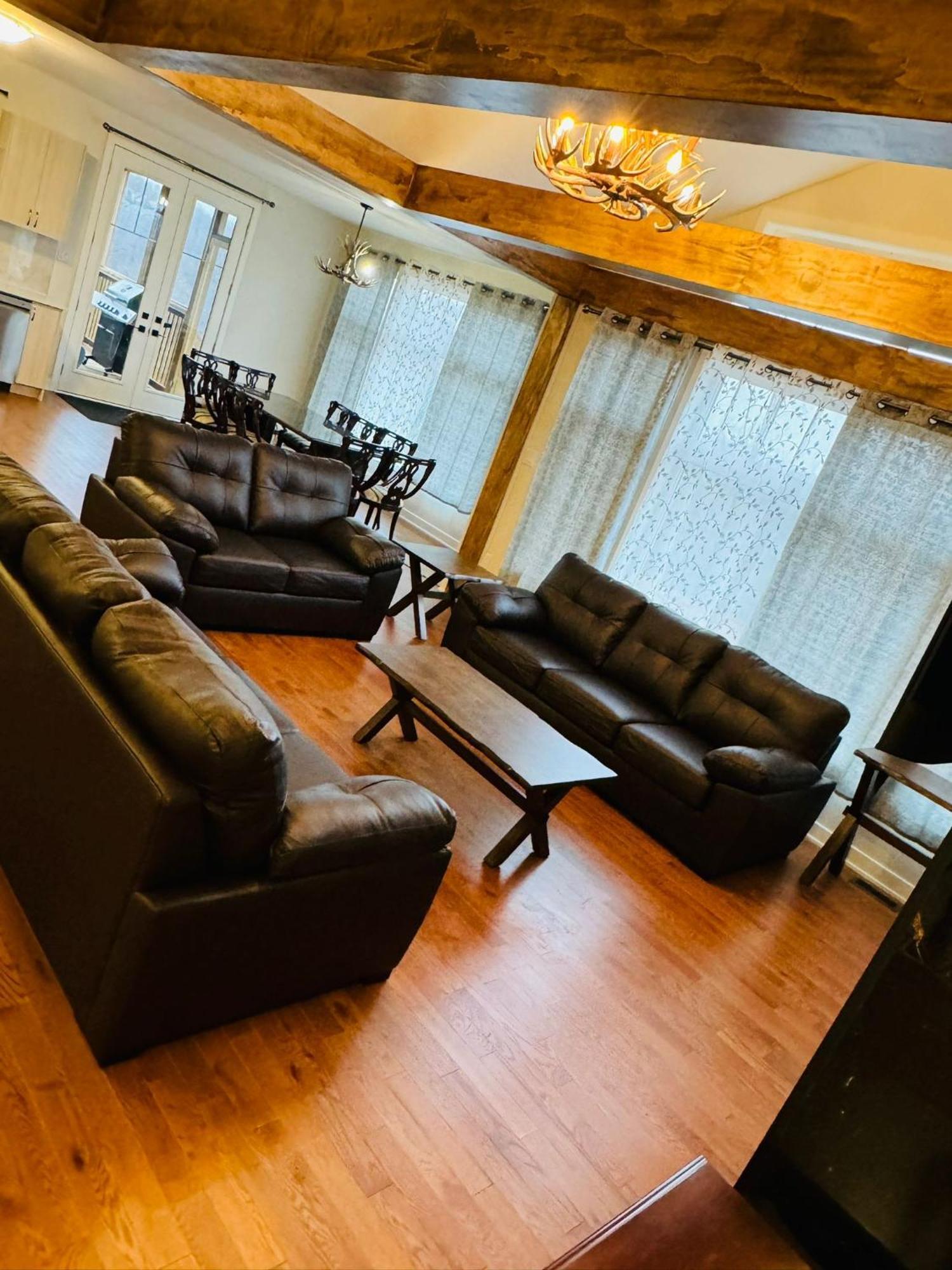 Muskoka Retreat Stunning Hilltop Views Хантсвилл Экстерьер фото
